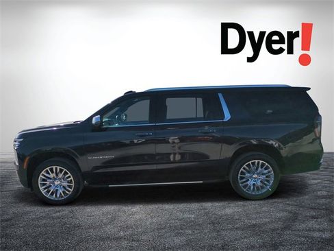 New 2026 Chevrolet Suburban Premier w/ Sun And Tow Package image 7