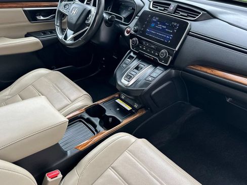 Used 2021 Honda CR-V Touring image 17