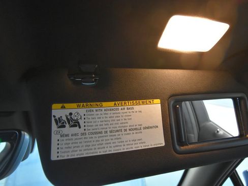 Used 2019 Lexus UX 250h image 21