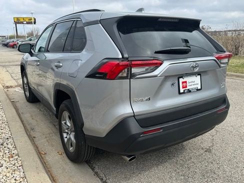 Used 2025 Toyota RAV4 XLE image 38