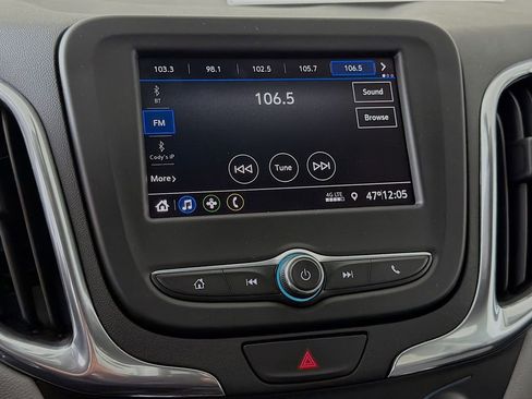 Used 2020 Chevrolet Equinox LS w/ LS Convenience Package image 16