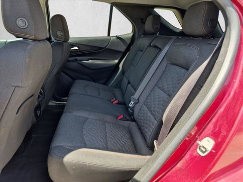 Used 2019 Chevrolet Equinox LT FWD image 18