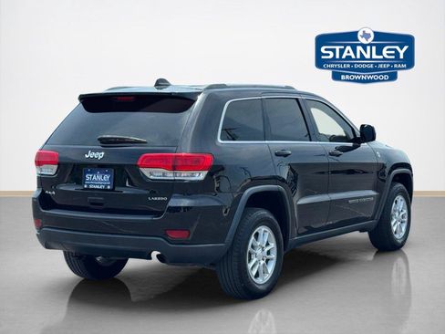 Used 2019 Jeep Grand Cherokee Laredo AWD/4WD image 12