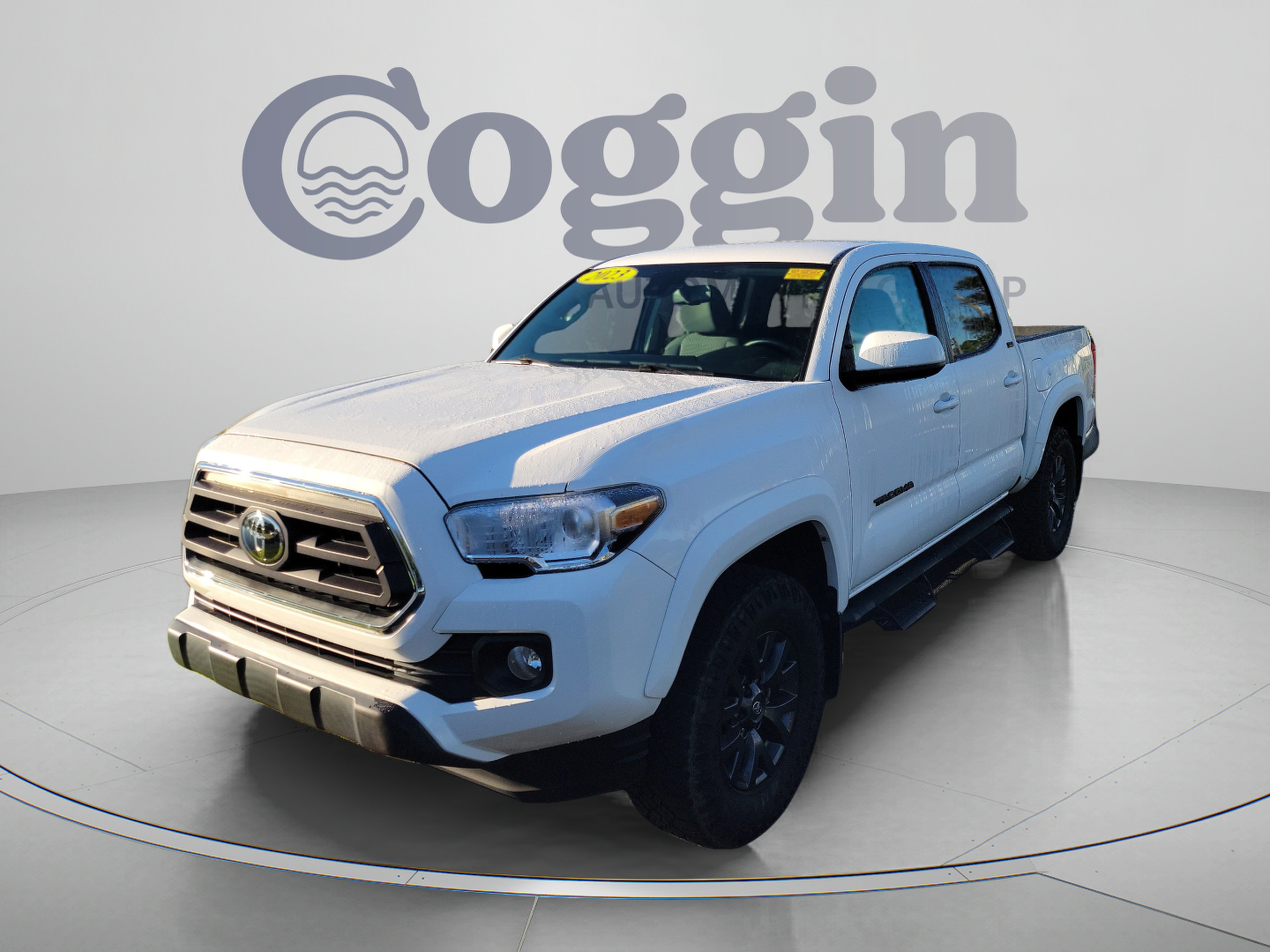 Used 2023 Toyota Tacoma SR5 RWD image 1