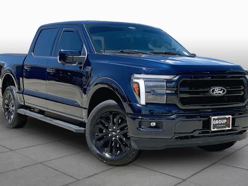 Used 2025 Ford F150 Lariat w/ Equipment Group 501A Mid AWD/4WD image 3