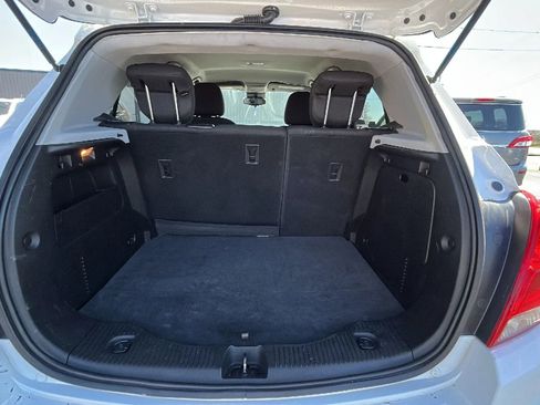 Used 2020 Chevrolet Trax LT image 13