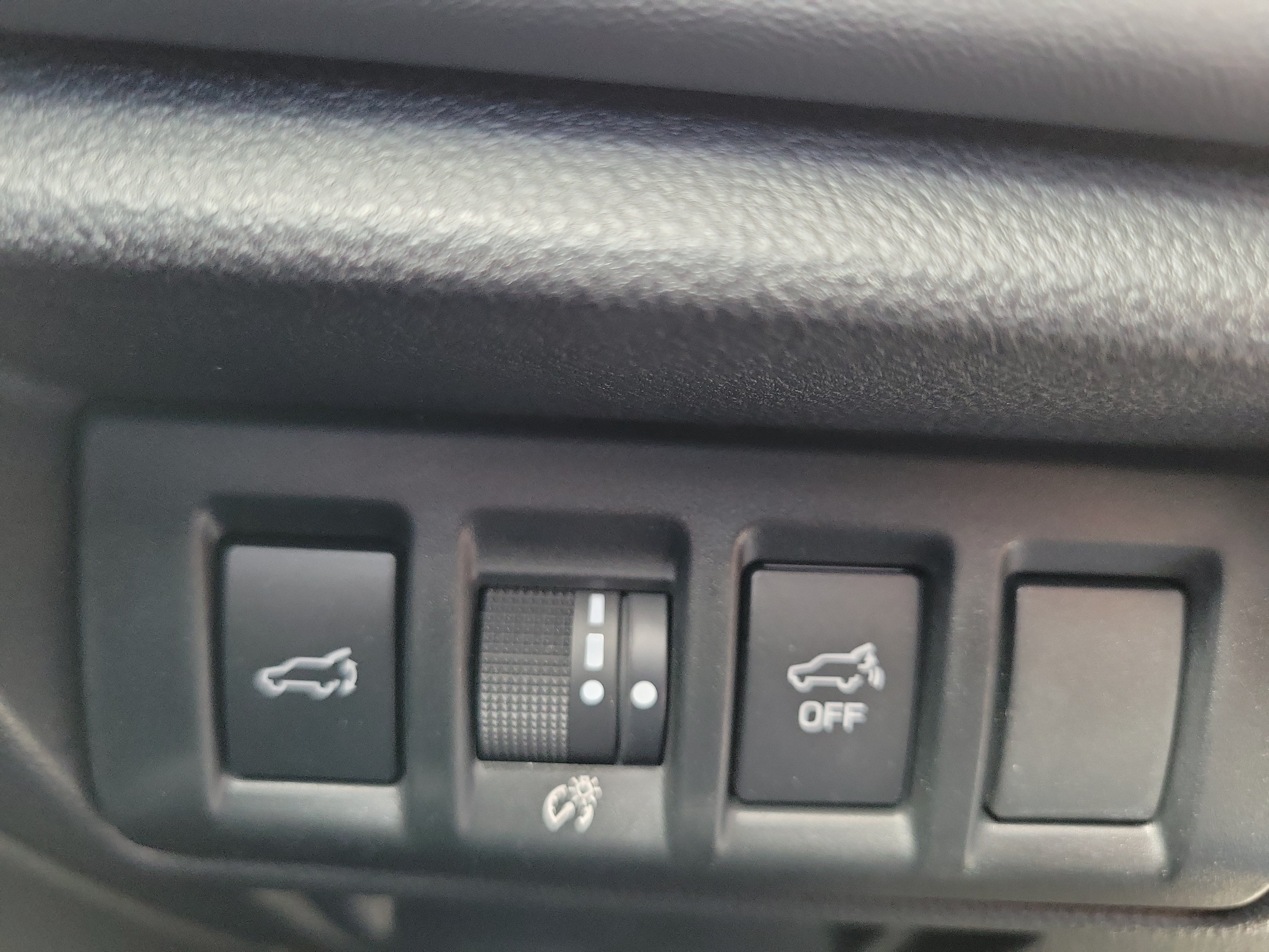 Certified 2025 Subaru Outback Limited XT AWD/4WD image 32