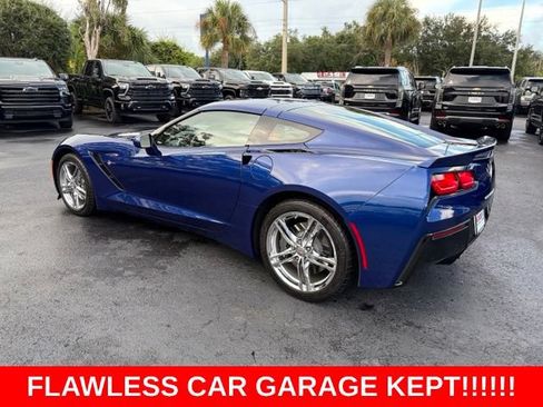 Used 2017 Chevrolet Corvette Stingray Coupe w/ 1LT RWD image 4