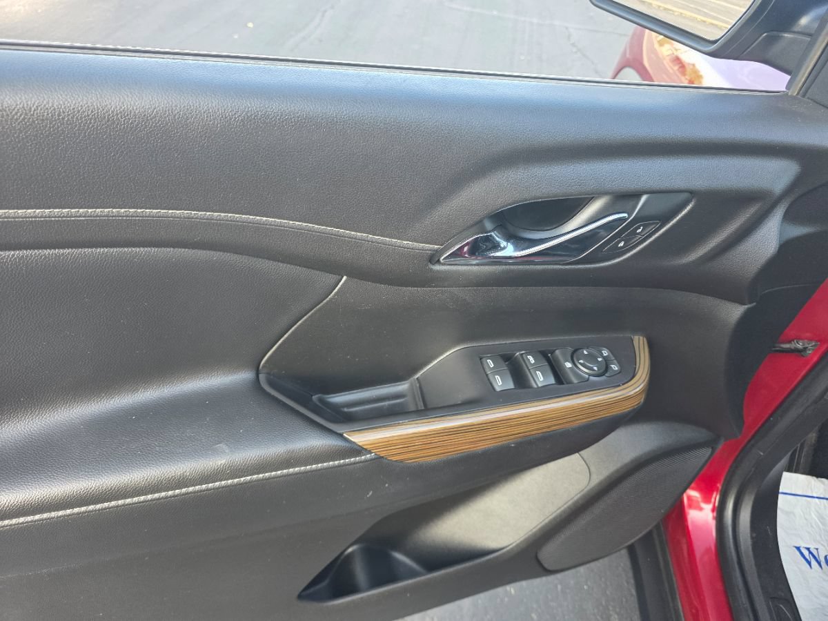 Used 2020 GMC Acadia SLE FWD image 20