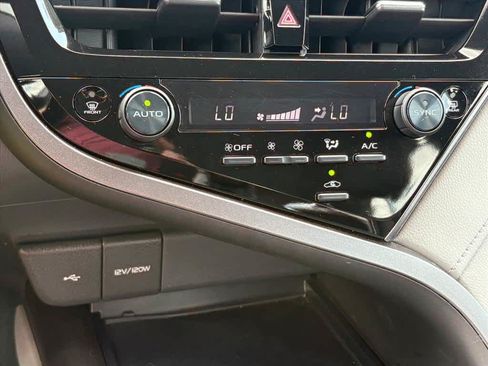 Used 2023 Toyota Camry LE FWD image 15