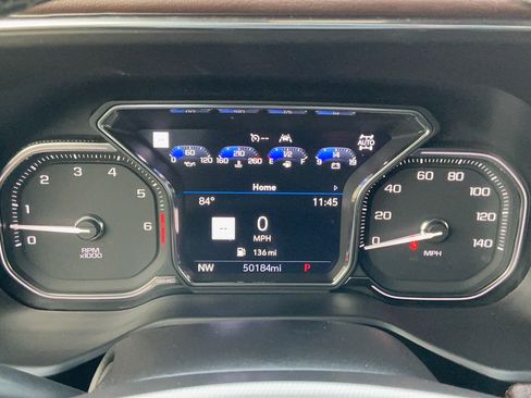 Used 2021 GMC Yukon Denali w/ LPO, Illumination Package AWD/4WD image 13