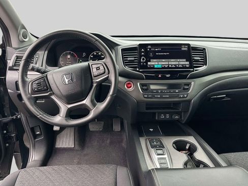 Used 2024 Honda Ridgeline Sport image 21