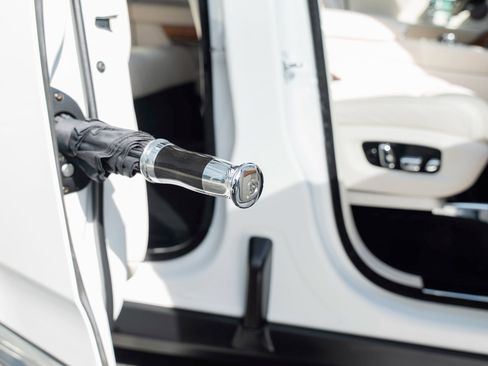 Certified 2021 Rolls-Royce Cullinan image 52