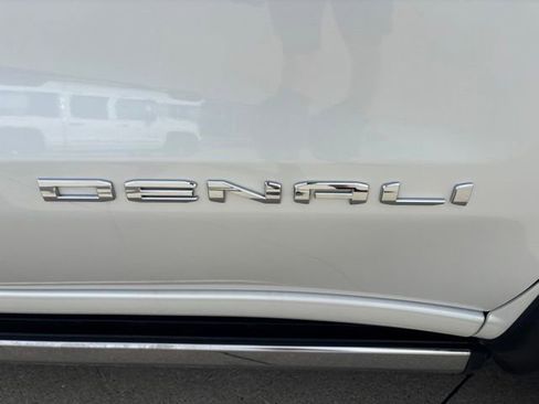 Used 2019 GMC Sierra 1500 Denali w/ Denali Ultimate Package AWD/4WD image 55