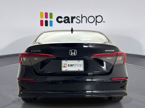 Used 2022 Honda Civic Touring image 4
