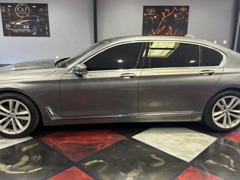 Used 2016 BMW 750i xDrive AWD/4WD image 4