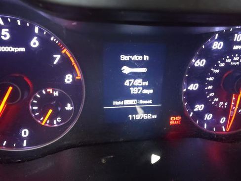 Used 2016 Hyundai Veloster Turbo R-Spec image 12