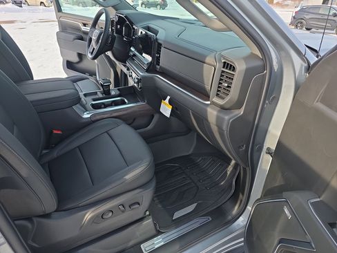 New 2026 GMC Sierra 1500 SLT w/ SLT Premium Plus Package image 10