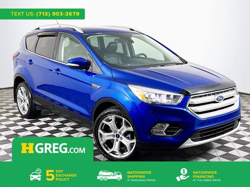 Used 2019 Ford Escape Titanium image 1