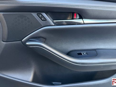 Used 2023 MAZDA MAZDA3 s image 20