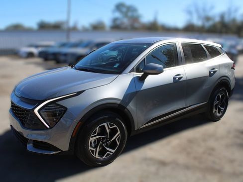 Certified 2024 Kia Sportage LX image 14