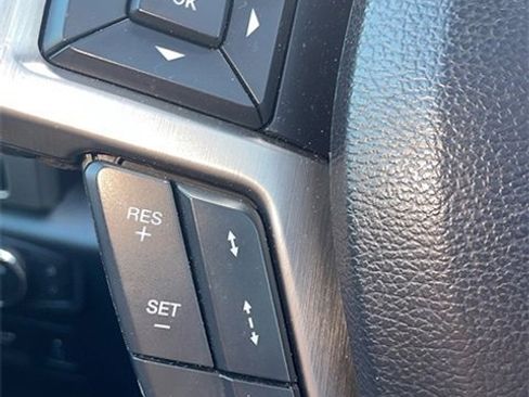 Used 2020 Ford F150 Platinum w/ Equipment Group 701A Luxury image 15