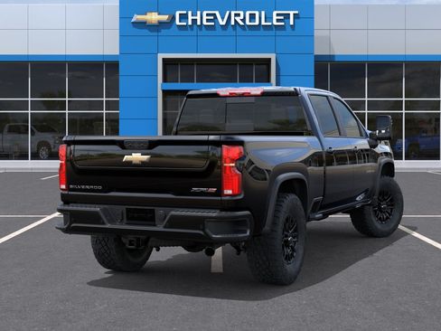 New 2026 Chevrolet Silverado 2500 ZR2 AWD/4WD image 4