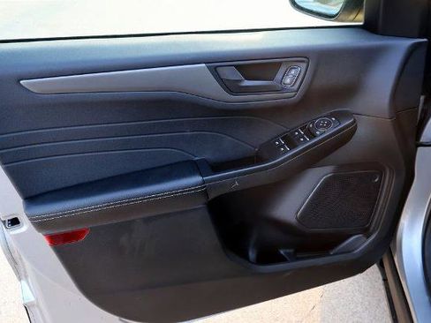 Used 2024 Ford Escape Active image 16