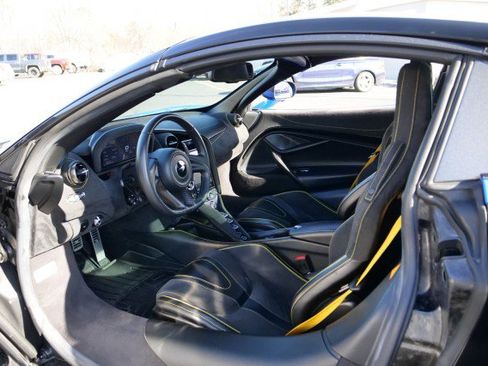 Used 2020 McLaren 720S Performance image 38