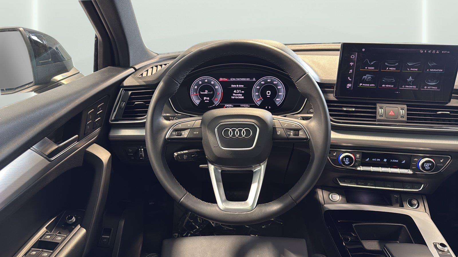 Used 2025 Audi Q5 2.0T Premium AWD/4WD image 12