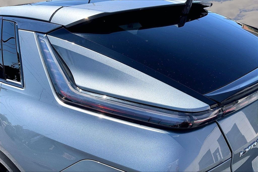 Certified 2024 Cadillac Lyriq Sport AWD/4WD image 23