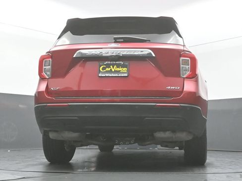 Used 2022 Ford Explorer XLT w/ Equipment Group 202A AWD/4WD image 51
