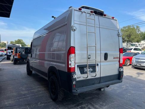Used 2020 RAM ProMaster 2500 FWD image 5