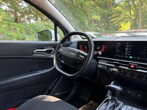 Used 2026 Kia Sportage LX AWD/4WD image 34