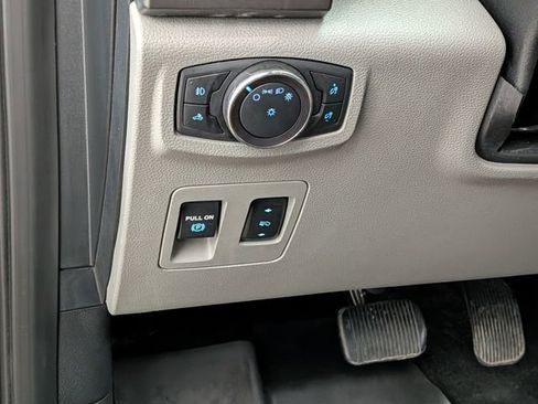 Certified 2019 Ford F150 XLT w/ Equipment Group 302A Luxury image 17