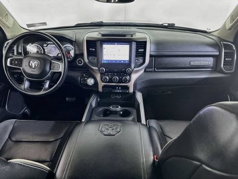 Used 2022 RAM 1500 Laramie AWD/4WD image 18