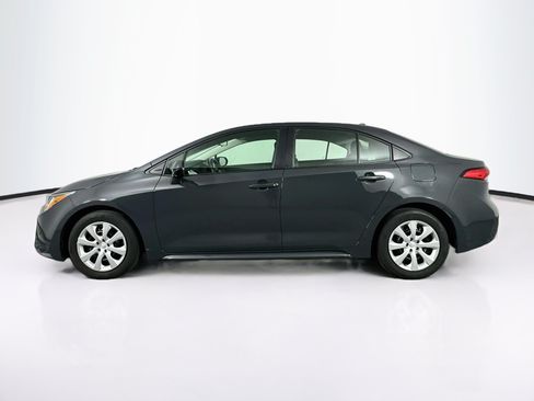 Used 2025 Toyota Corolla LE FWD image 4