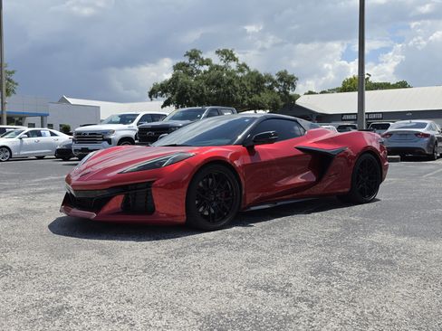 Used 2023 Chevrolet Corvette Z06 RWD image 10