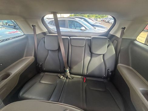 Used 2026 Kia Carnival FWD image 29