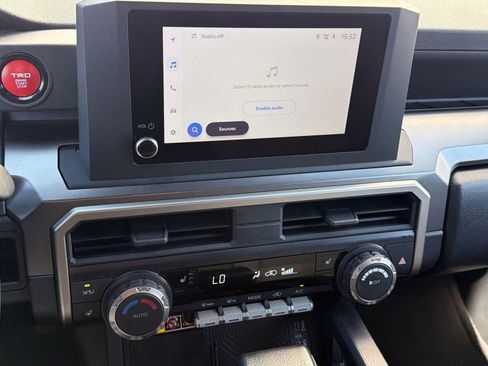 Used 2025 Toyota 4Runner TRD Off-Road image 24