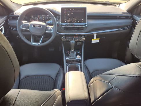New 2026 Jeep Compass Altitude AWD/4WD image 9
