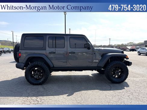 Used 2020 Jeep Wrangler Unlimited Sport S image 2