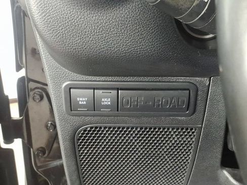 Used 2012 Jeep Wrangler Unlimited Rubicon AWD/4WD image 15