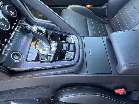 Used 2019 Jaguar F-TYPE Convertible AWD image 13