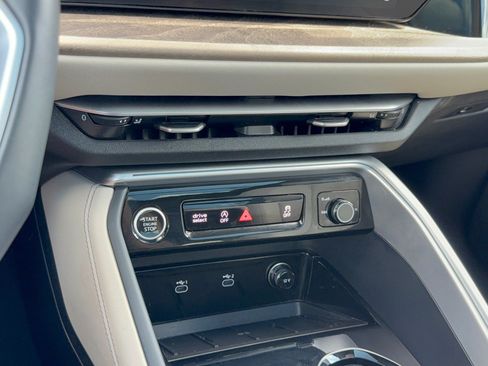 Used 2025 Audi Q5 Premium Plus w/ Premium Plus AWD/4WD image 22