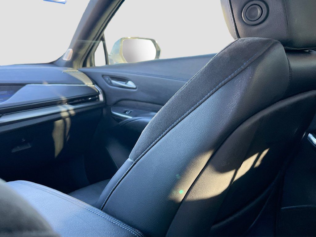 Used 2024 Cadillac XT4 Sport FWD image 23
