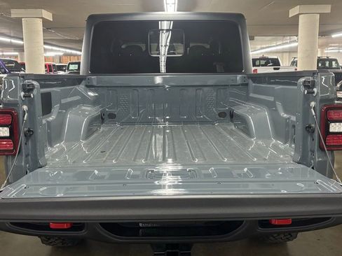 New 2026 Jeep Gladiator Rubicon image 7