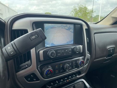Used 2018 GMC Sierra 1500 SLT image 17
