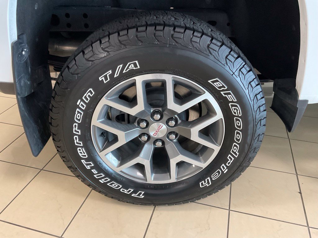 Used 2021 GMC Canyon AT4 w/ Driver Alert Package AWD/4WD image 8