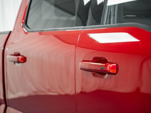 Certified 2023 Ford F150 Lariat w/ Equipment Group 502A High image 15